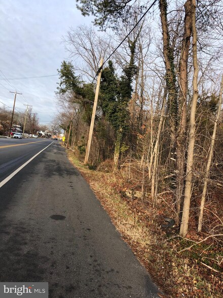 245 Bock Rd, Forest Heights, MD 20745