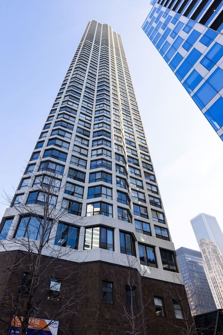 405 N Wabash Ave Unit 414, Chicago, IL 60611