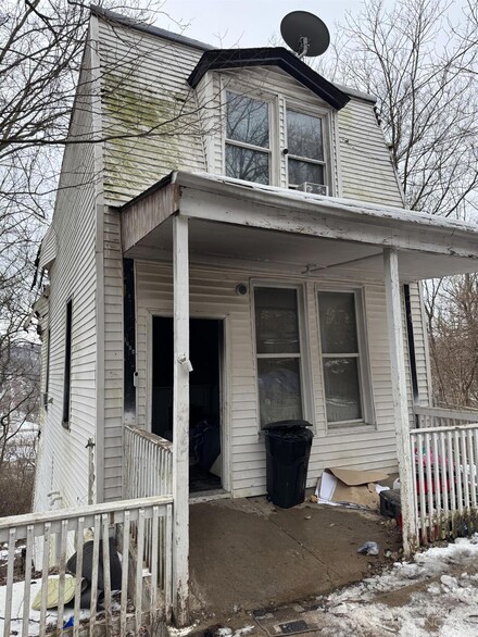 1659 Waverly Ave, Cincinnati, OH 45214