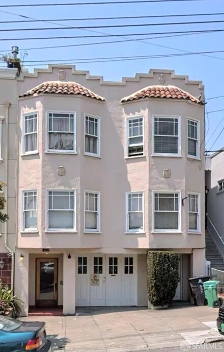 2367 20th Ave, San Francisco, CA 94116