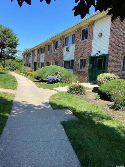 2417 Union Blvd Unit 2B, Islip, NY 11751