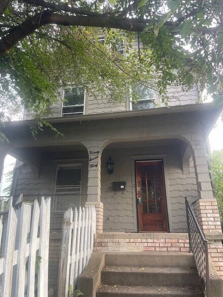 2730 Blair Place SW, Canton, OH 44710