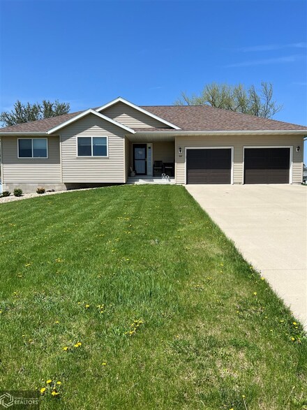 507 8th Ave S, Humboldt, IA 50548