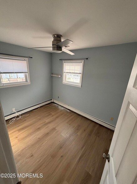 127 Bloomfield Rd, Barnegat, NJ 08005