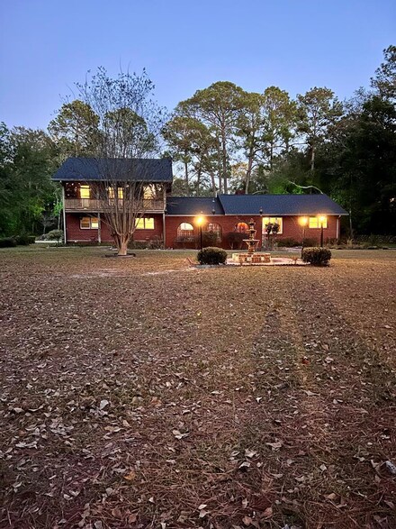 374 S Harney St, Camilla, GA 31730