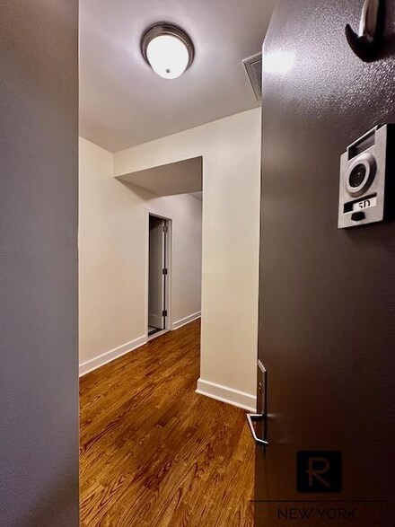 90 Bay St Unit 5-D, Staten Island, NY 10301
