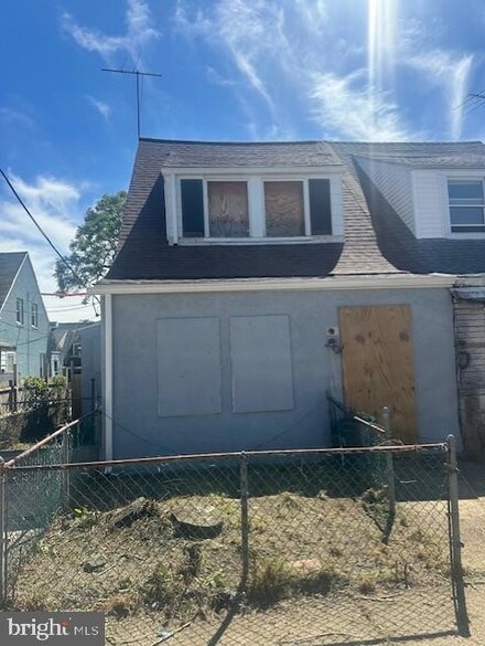 1119 Brown St, Chester, PA 19013