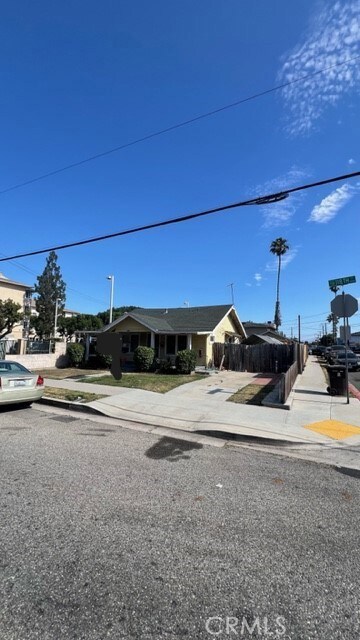 4542 W 118th St, Hawthorne, CA 90250