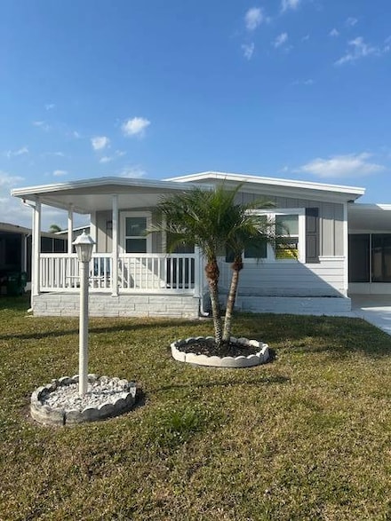 332 Lamplighter Dr, Melbourne, FL 32934