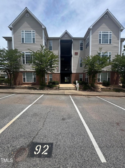 2521 Friedland Place Unit 301, Raleigh, NC 27617
