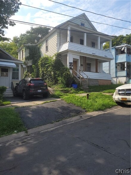 207 Delhi St, Syracuse, NY 13203