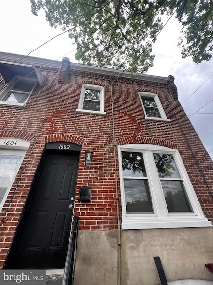 1602 Thatcher St, Wilmington, DE 19802