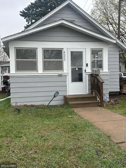 4355 Humboldt Ave N, Minneapolis, MN 55412