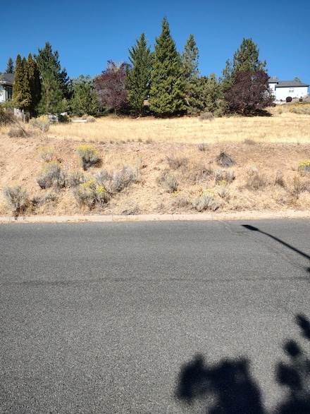9 Ridgecrest, Klamath Falls, OR 97601