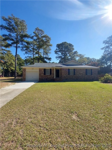 6701 Vaughn Rd, Fayetteville, NC 28304