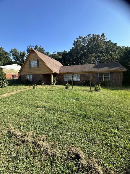 4009 Tessland Rd, Memphis, TN 38128