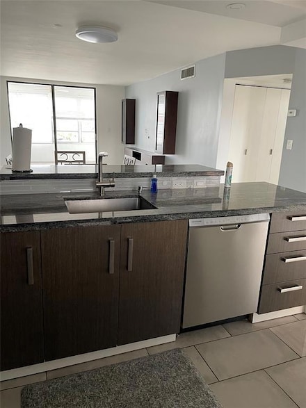 2850 Somerset Dr Unit 404L, Lauderdale Lakes, FL 33311