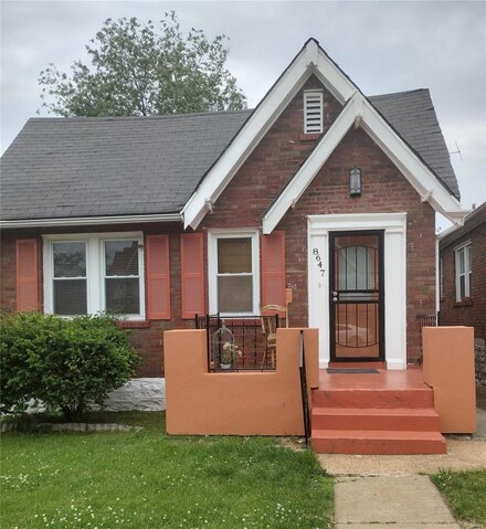 8647 Oriole Ave, Saint Louis, MO 63147