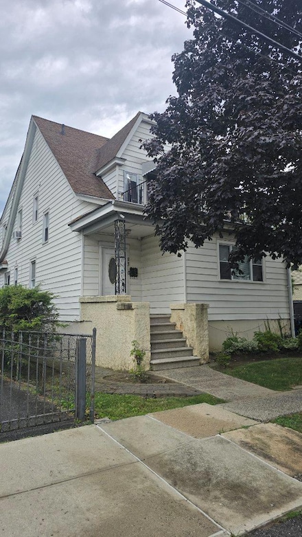 83 Loring Ave, Yonkers, NY 10704