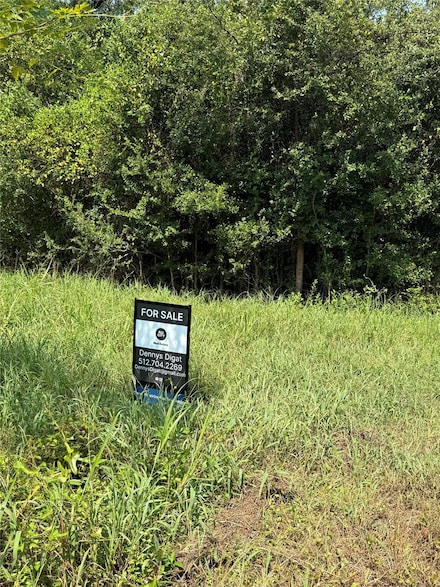 1005 Henderson St, Cameron, TX 76520