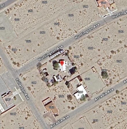 1251 Huntington Ave, Thermal, CA 92274