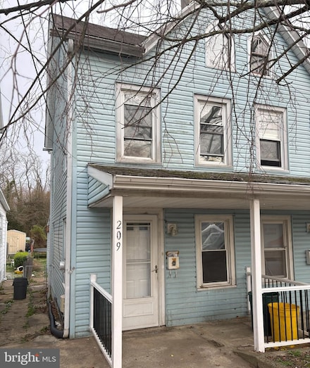 209 Main St, Trenton, NJ 08620