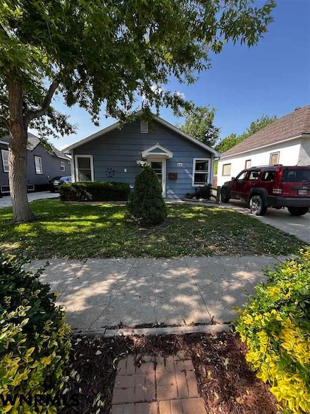 644 E 8th St, Alliance, NE 69301