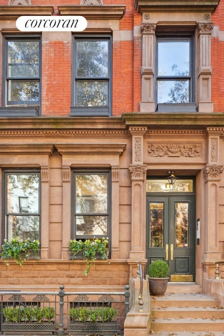 116 E 91st St, New York, NY 10128