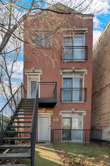 306 N Hamlin Ave Unit 1, Chicago, IL 60624