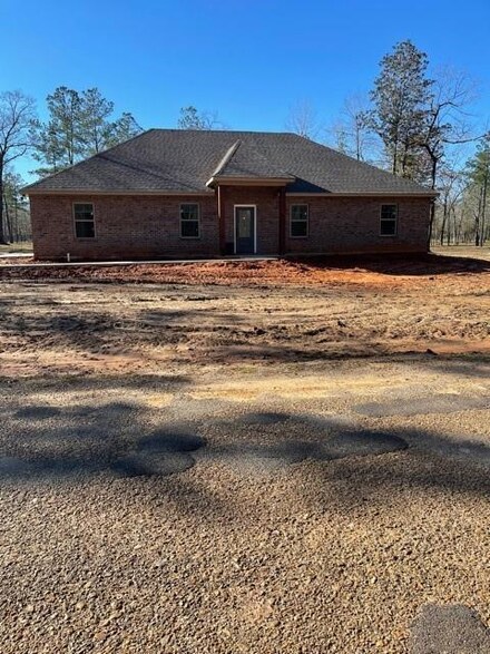 68 Locker Rd, Deville, LA 71328