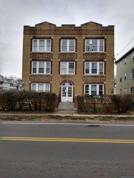 415 East St Unit 1S, New Britain, CT 06051