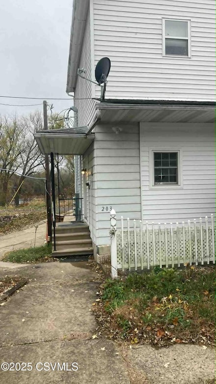 203 Elm St, Watsontown, PA 17777