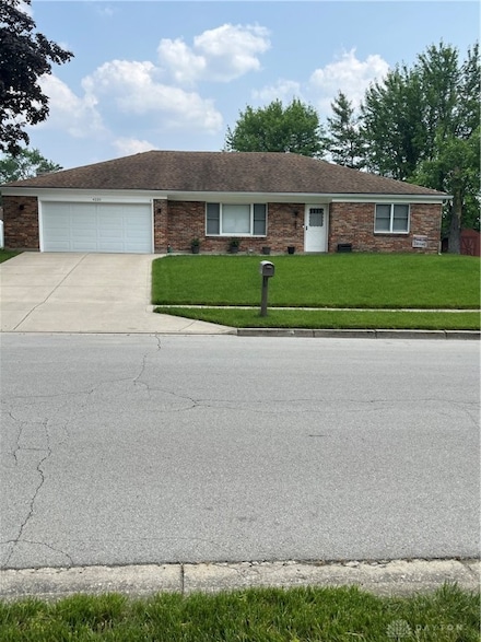 4220 Pleasanton Rd, Englewood, OH 45322