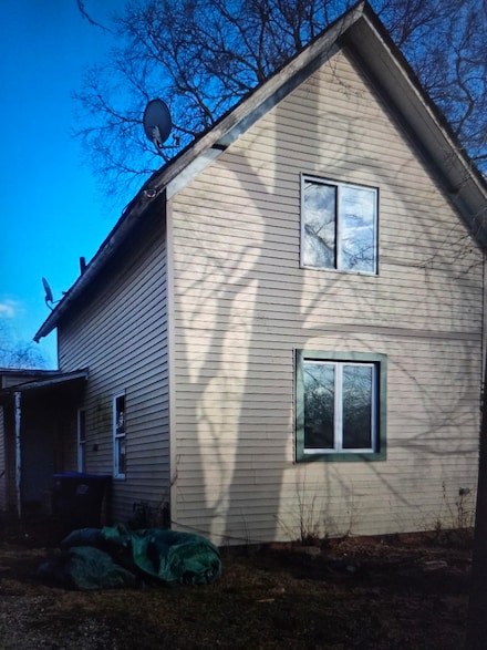 306 N East St, Kewanee, IL 61443