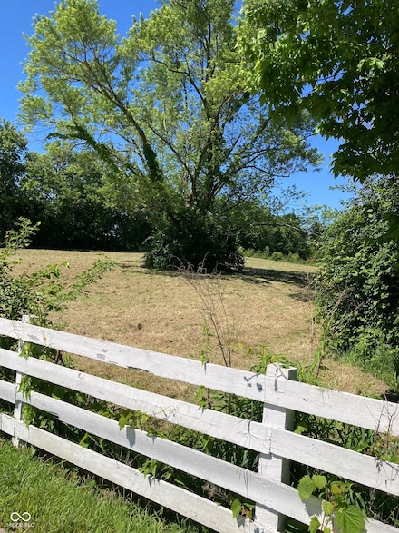 6814 S Ford Rd, Zionsville, IN 46077