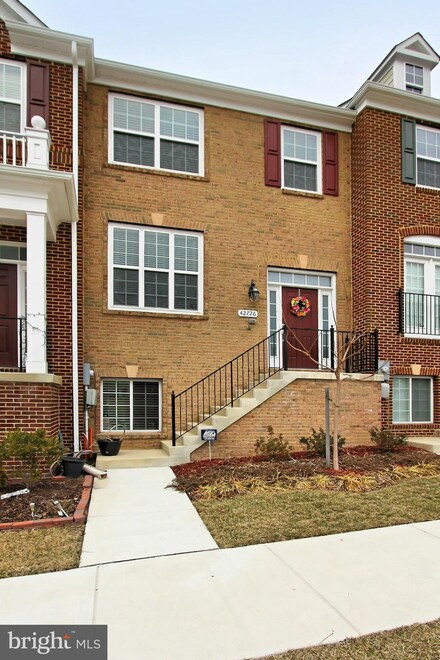 42726 Tunstall Terrace, Ashburn, VA 20147