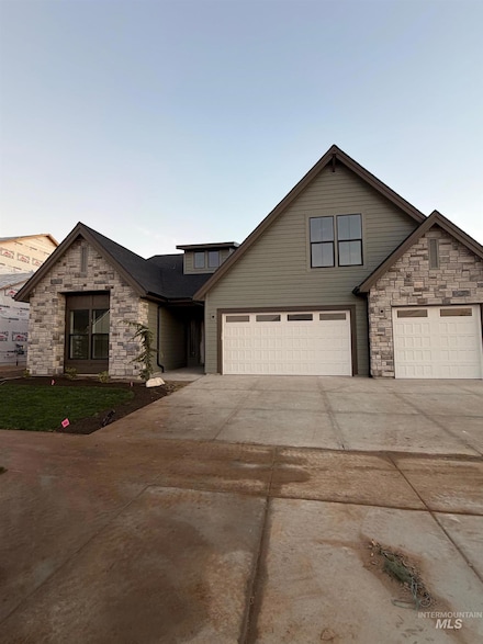 2617 E Cavern Dr, Meridian, ID 83642