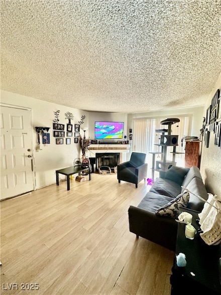 221 Mission Newport Ln Unit 205, Las Vegas, NV 89107