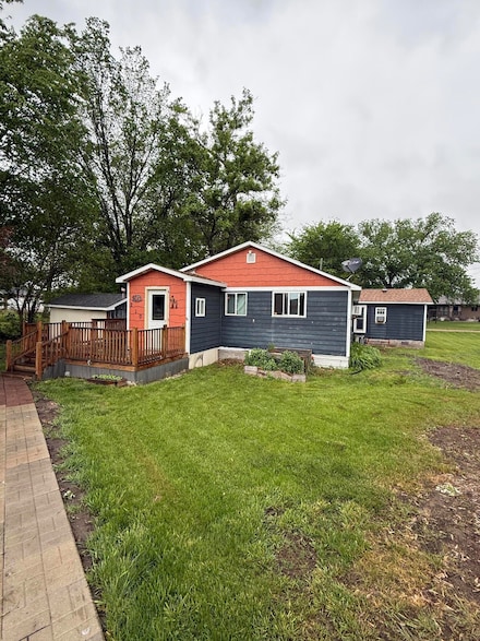 210 E Elm St, Ethan, SD 57334