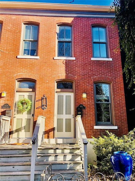 1418 Dolman St, Saint Louis, MO 63104