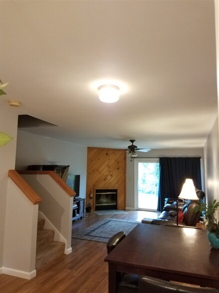 22 Circle Dr Unit 32, Ashland, NH 03217