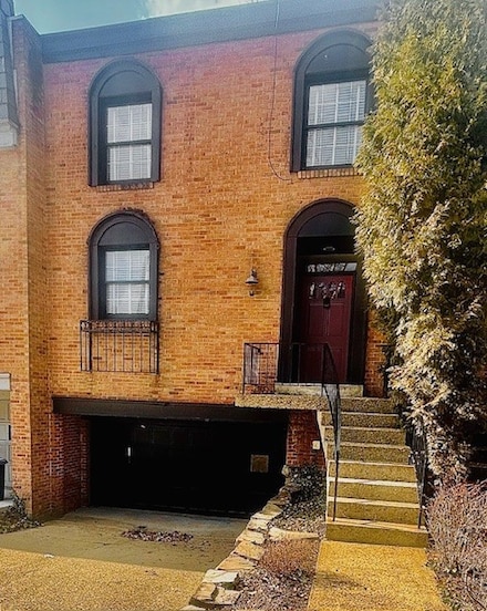 1410 Barnsdale St, Pittsburgh, PA 15217