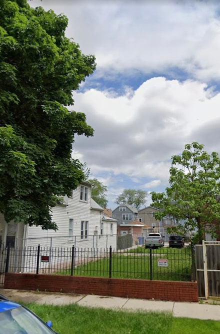 2503 N Lotus Ave, Chicago, IL 60639