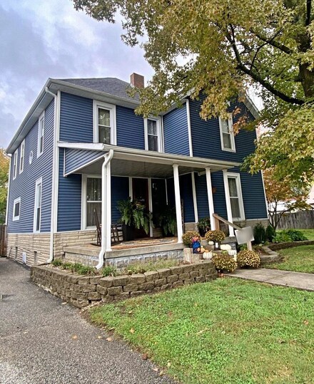 505 NE 1st St, Washington, IN 47501