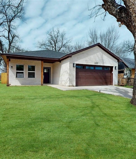 2227 Stoneman St, Dallas, TX 75215