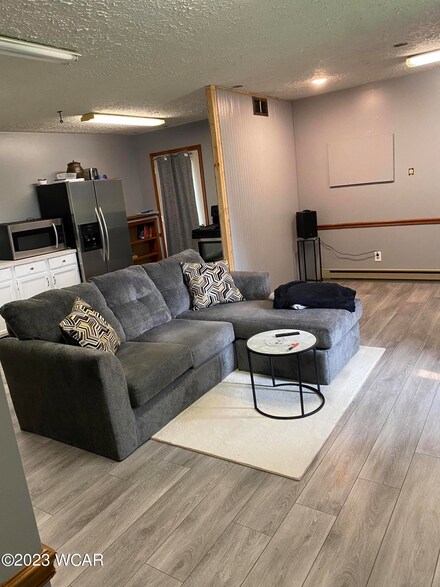 809 N Mcconnell St, Alger, OH 45812