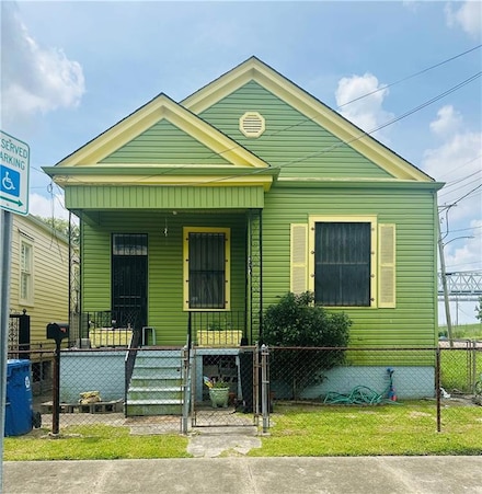 307 Diana St, New Orleans, LA 70114