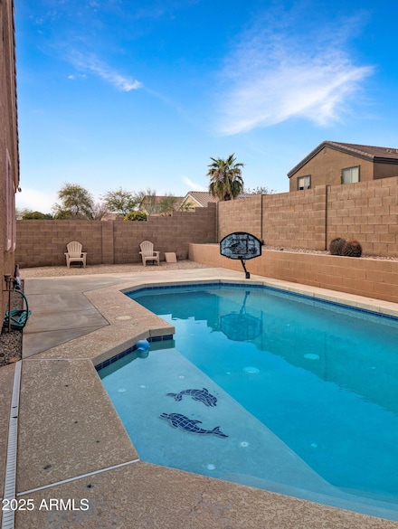 528 E Wolf Hollow Dr, Casa Grande, AZ 85122