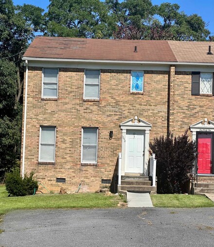 1040 Old Furnace Rd, Harrisonburg, VA 22802