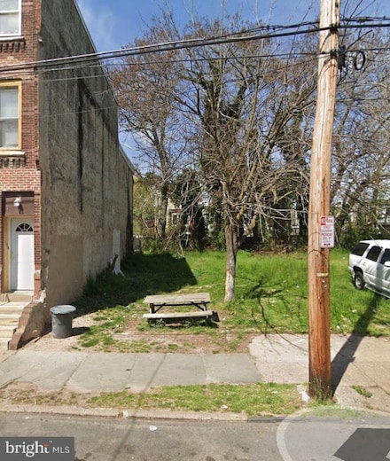 923 W York St, Philadelphia, PA 19133